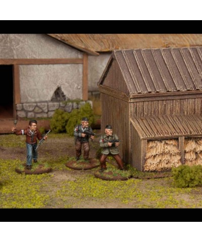 World Ablaze - The Second World War 1939-1945: Partisans (1) French Resistance (32 Multi Part Hard Plastic 28mm Figures) $61....