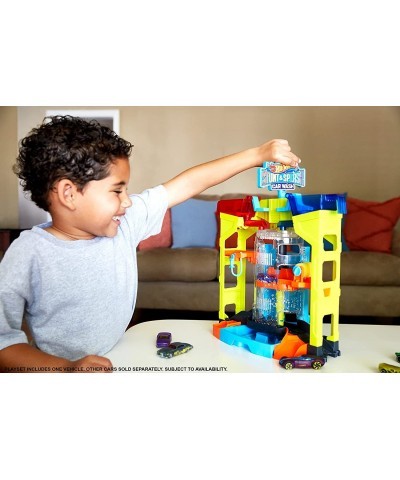 Mattel Stunt & Splash Car Wash Playset $57.16 Toy Vehicle Playsets